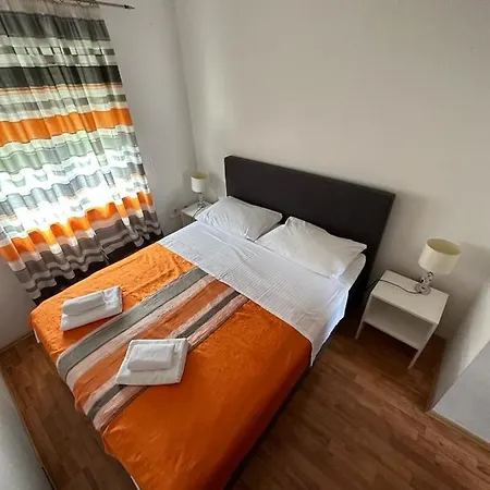 Apartament Lili Family