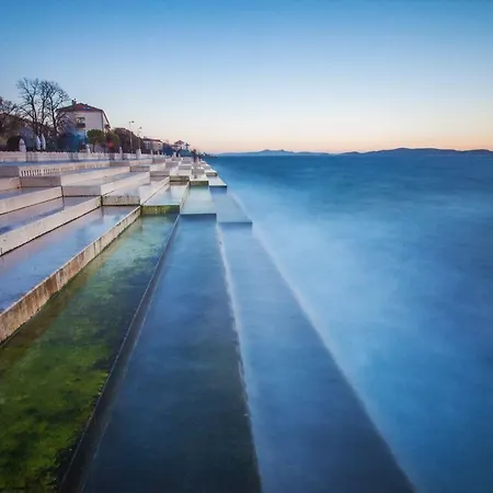 アパート Lili Family *